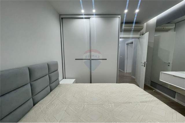 Tirane, jepet me qera apartament 1+1 Kati 2, 68 m² 420 Euro (Tregu elektrik)