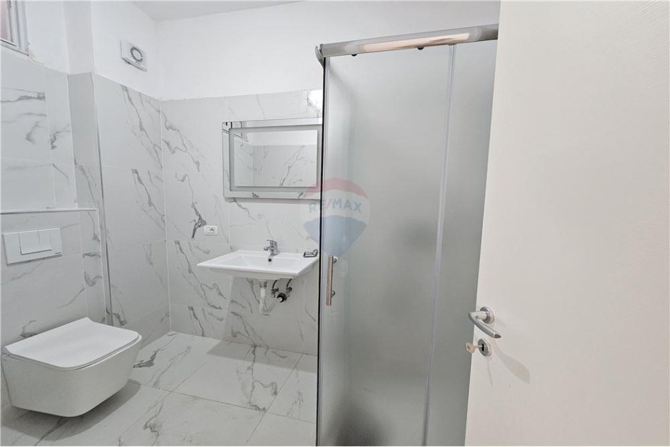 Tirane, jepet me qera apartament 2+1 Kati 4, 100 m² 600 € (Don Bosko)