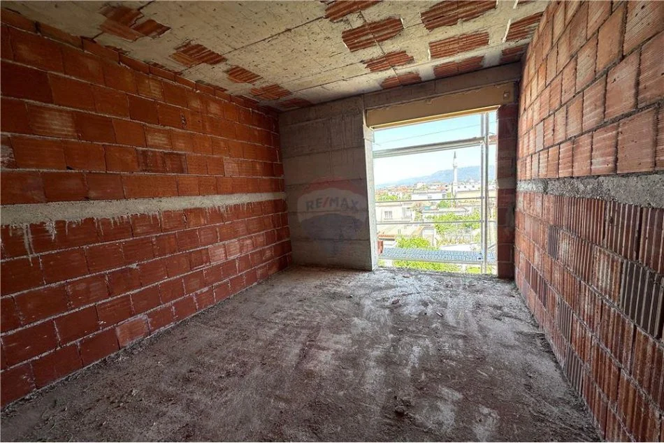 Tirane, shitet apartament 1+1 Kati 2, 63 m² 56.000 € (Univers City QTU)