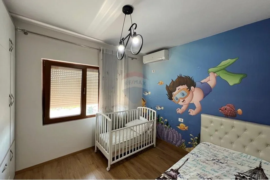 Tirane, jepet me qera apartament 2+1 Kati 7, 100 m² 600 € (Pallati me Shigjeta)