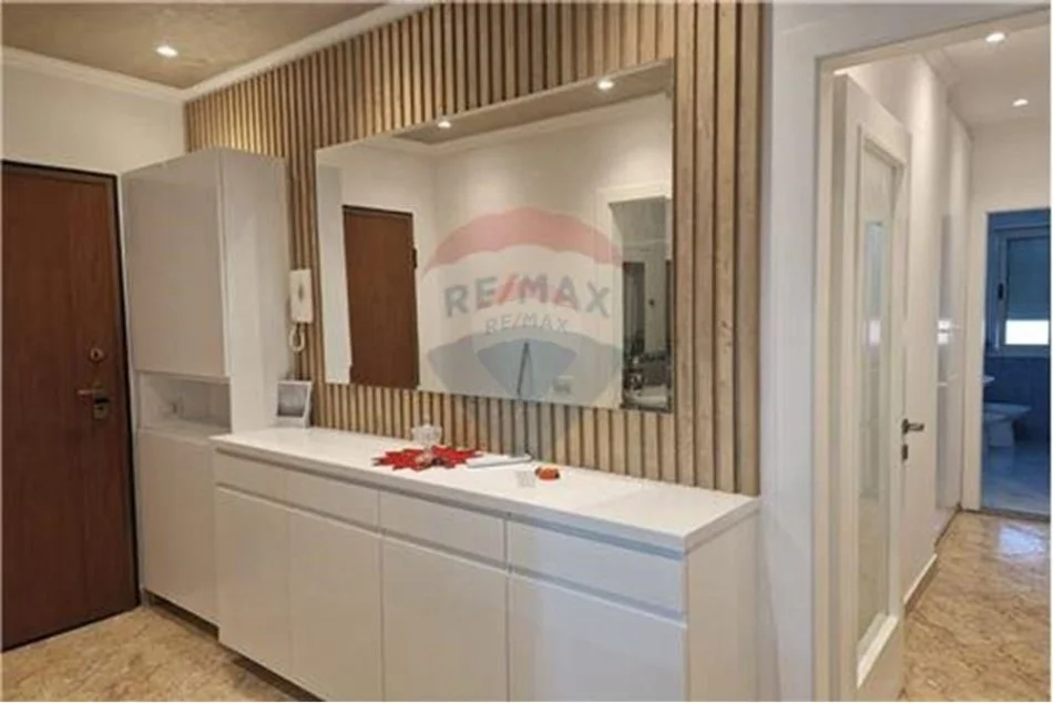 Tirane, jepet me qera apartament , 81 m² 801 € (Don Bosko)