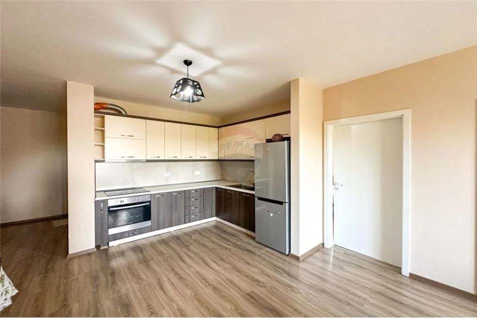 Tirane, jepet me qera apartament 2+1 Kati 5, 93 m² 600 € (Rruga Frosina Plaku - 21 Dhjetori, Shqipëri)