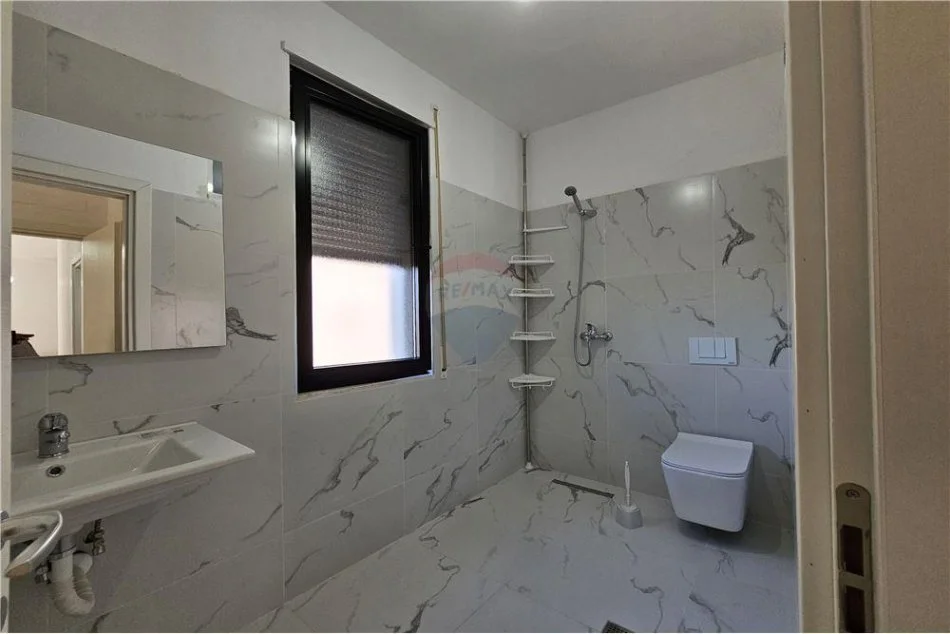 Tirane, jepet me qera apartament 2+1 Kati 4, 100 m² 600 € (Don Bosko)