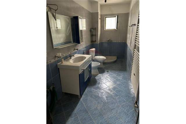 Tirane, shitet apartament 2+1+BLK Kati 1, 103 m² 90.000 Euro (Casa Italia)