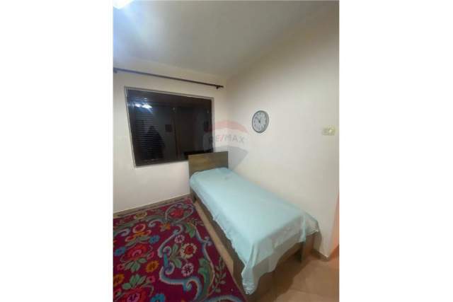 Tirane, jepet me qera apartament 2+1 Kati 4, 80 m² 550 Euro (Bllok)