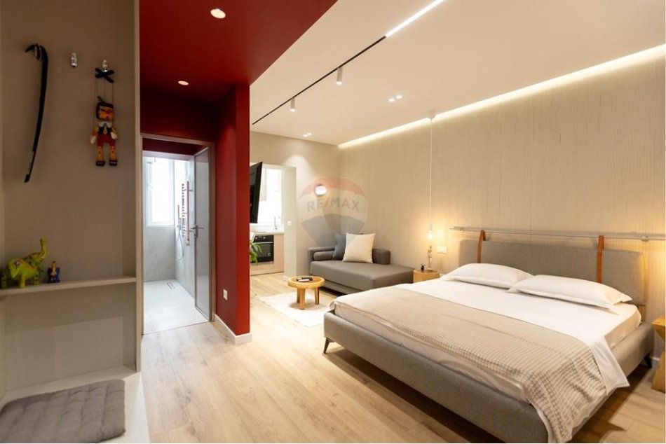 Tirane, shes apartament 3+1+Aneks+Ballkon Kati 4, 124 m² 349.900 € (Sheshi Skenderbej)