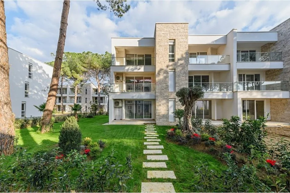 Durres, shes apartament 2+1 , 106 m² 332.640 € (Gjiri i Lalzit, Shqipëri)