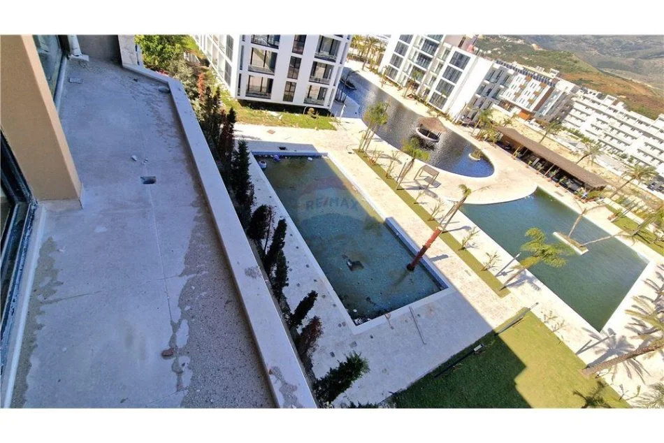 Radhime - Orikum, shitet apartament 1+1+Ballkon Kati 5, 45 m² 113.750 € (Radhime)