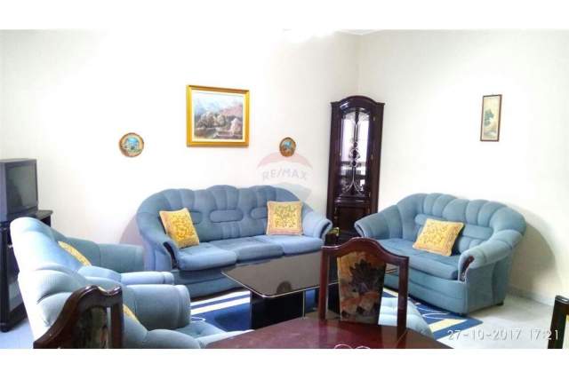 Tirane, jepet me qera apartament 2+1+BLK Kati 4, 100 m² 450 Euro (Stadiumi Dinamo)