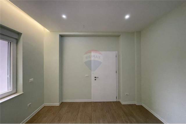 Tirane, shitet apartament 2+1 Kati 2, 68 m² 149.900 Euro (rruga elbasanit)