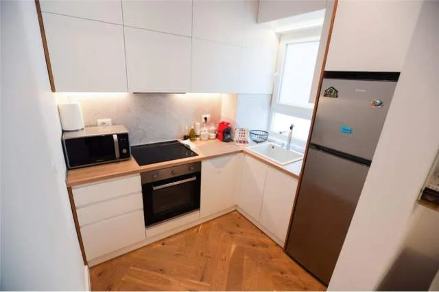 Tirane, jepet me qera apartament Kati 6, 82 m² 600 Euro (Bulevardi Gjergj Fishta)