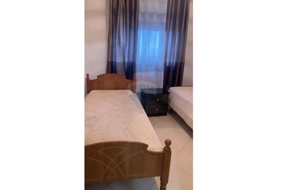 Tirane, shitet apartament 2+1 Kati 4, 98 m² 140.000 € (Rr. Teodor Keko)