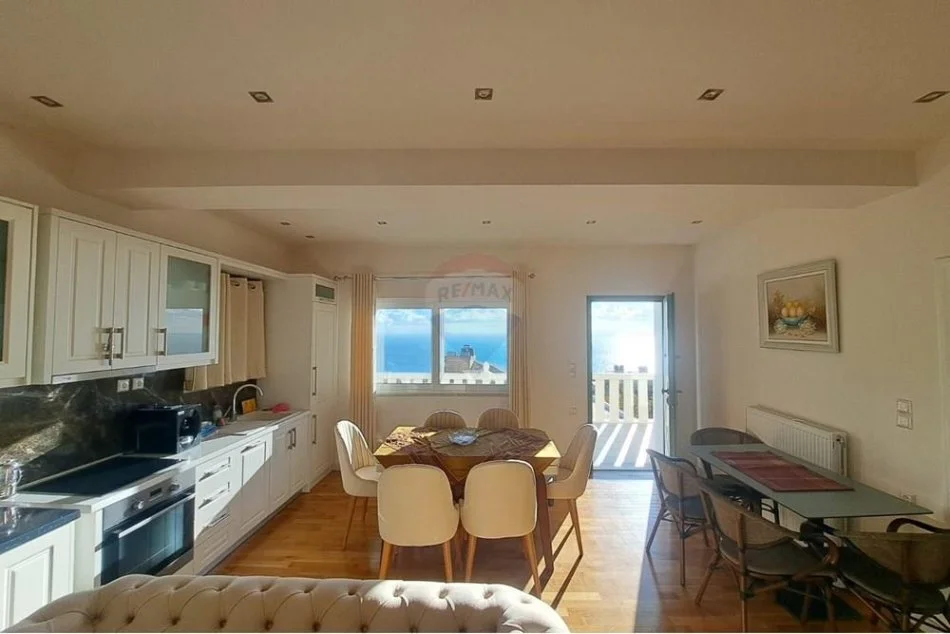 Dhermi - Palase, shitet Vile 3 Katshe , 248 m² 400.000 € (Dhermi)