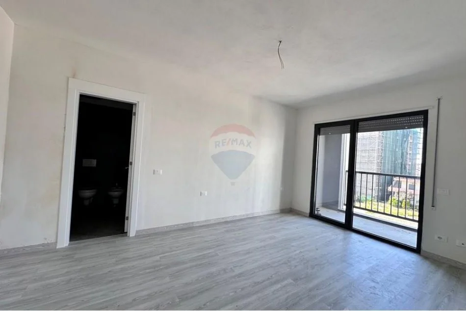 Tirane, jepet me qera , 85 m² 451 € (Bulevardi i Ri)