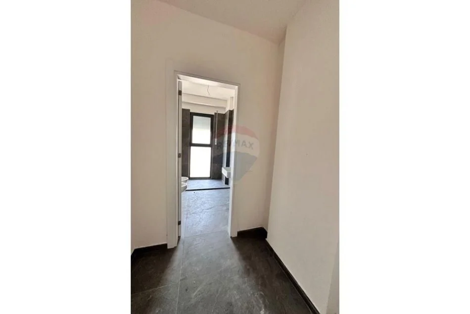 Tirane, jepet me qera , 85 m² 451 € (Bulevardi i Ri)