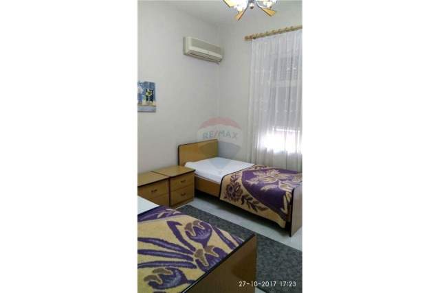 Tirane, jepet me qera apartament 2+1+BLK Kati 4, 100 m² 450 Euro (Stadiumi Dinamo)