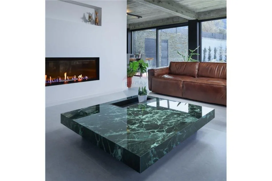 Tirane, jepet me qera Vile 4+1+Ballkon Kati 0, 3.020 m² 4.000 € (Prane Equos Resort TEG-u)