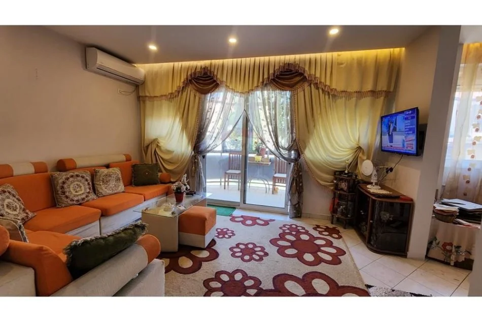 Tirane, shitet apartament 1+1 Kati 3, 60 m² 180.000 € (Shitet apartament 1+1 tek Garda)