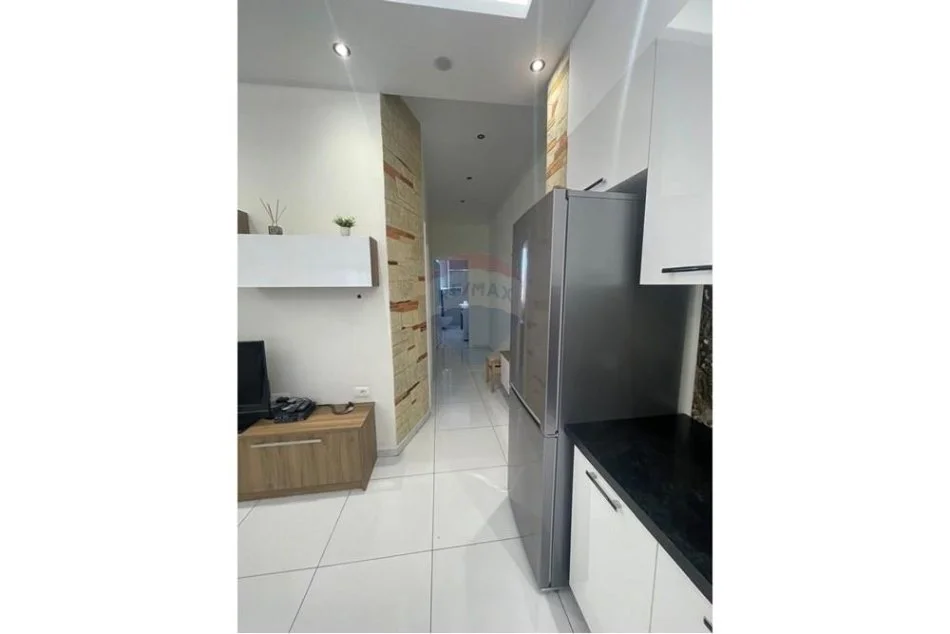 Tirane, jepet me qera apartament 1+1+Ballkon Kati 3, 68 m² 400 € (Don Bosko - Jordan Misja, Shqipëri)