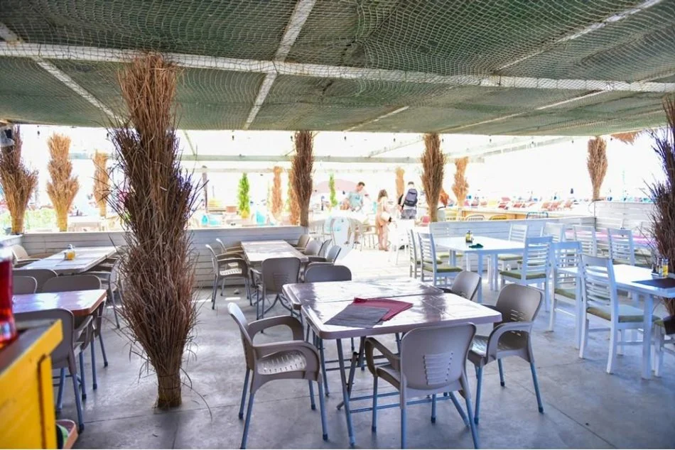 Vlore, shitet bar-resorant Kati 0, 5.000 m² 45.000 € (Zvernec)