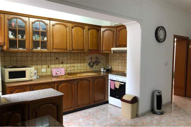 Tirane, jap me qera apartament 1+1 Kati 5, 70 m² 350 Euro (Myslym Shyri)