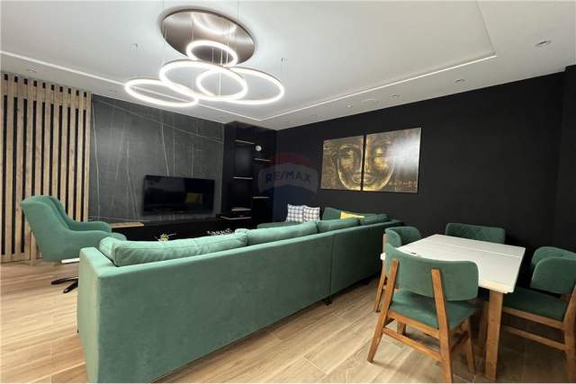 Tirane, jepet me qera apartament 1+1+BLK Kati 3, 82 m² 800 Euro (TEG)