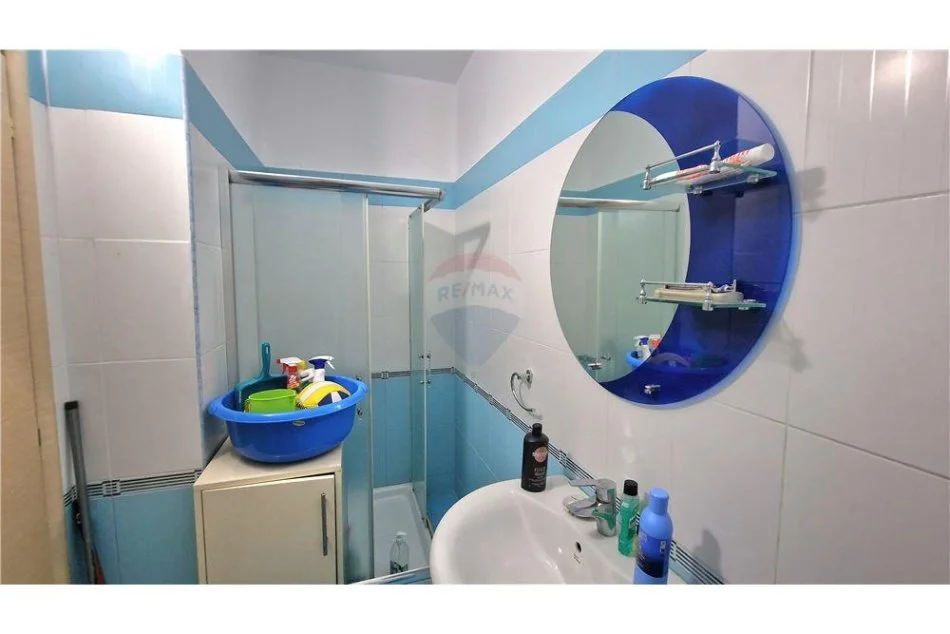 Vlore, shitet apartament 1+1+Ballkon Kati 4, 66 m² 178.000 € (Rr.Aleksander Moisiu)