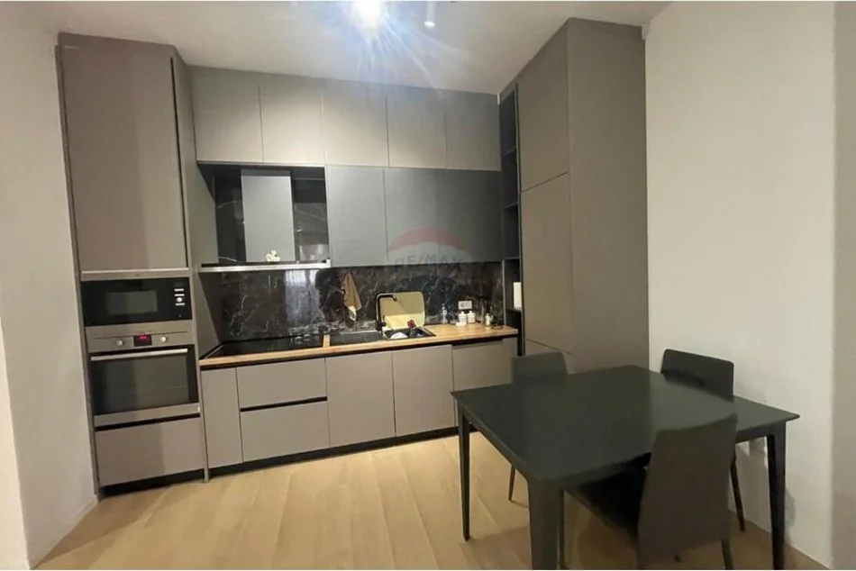 Tirane, shitet apartament 2+1+Ballkon Kati 5, 133 m² 390.000 € (KOMPLEKSI DELIJORGJI)