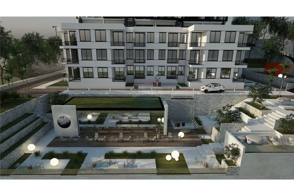 Vlore, shitet apartament 2+1+Ballkon Kati 3, 101 m² (Uje i Ftohte)