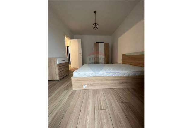 Tirane, jepet me qera apartament 1+1 Kati 9, 78 m² 450 Euro