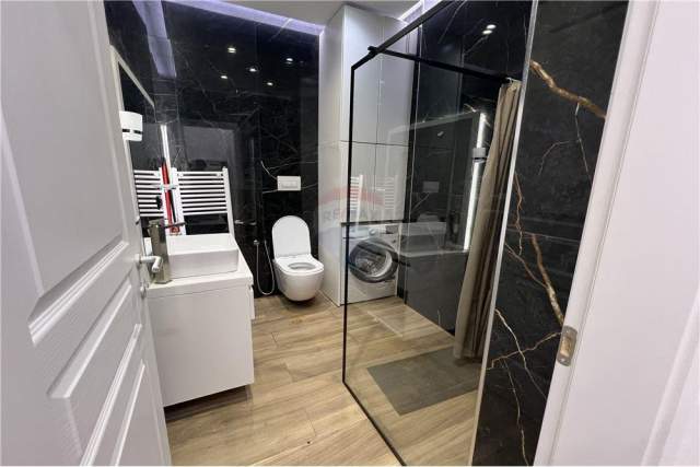 Tirane, jepet me qera apartament 1+1+BLK Kati 3, 82 m² 800 Euro (TEG)