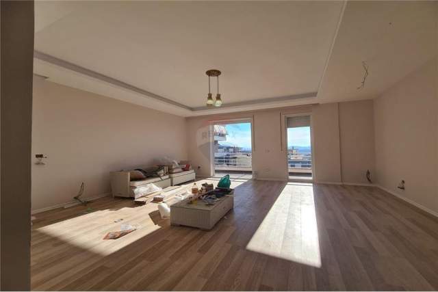 Tirane, shitet apartament 3+1+BLK Kati 3, 177 m² 119.900 Euro (Sotir Ceci)