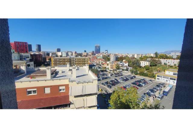 Tirane, jepet me qera apartament 1+1+BLK Kati 8, 60 m² 400 Euro (Rruga Elbasanit)