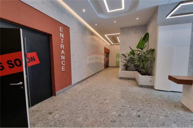 Shqiperi, ofert ambjent biznesi Kati 15, 132 m² 2.500 Euro (Rruga Kavajes)