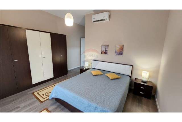 Tirane, jepet me qera apartament 2+1+BLK Kati 8, 118 m² 700 Euro (Kompleksi Deliorgji)