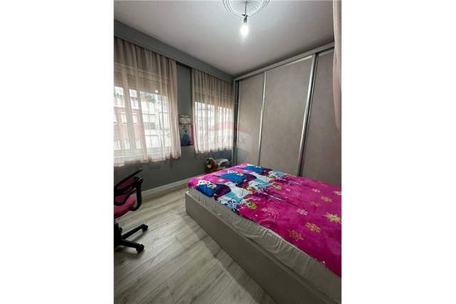 Tirane, shes apartament 2+1+BLK Kati 6, 110 m² 120.000 Euro
