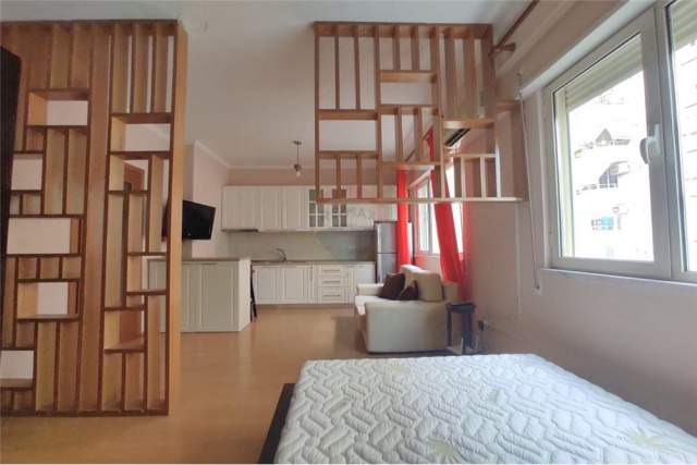 Tirane, jepet me qera garsonier 1+1 Kati 3, 43 m² 400 Euro (Hasan Alla)
