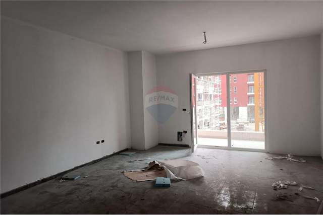 Tirane, shitet apartament 2+1 Kati 2, 81 m² 113.000 Euro (Apartament 1+1 ne shitje tek Kompleksi Aura)