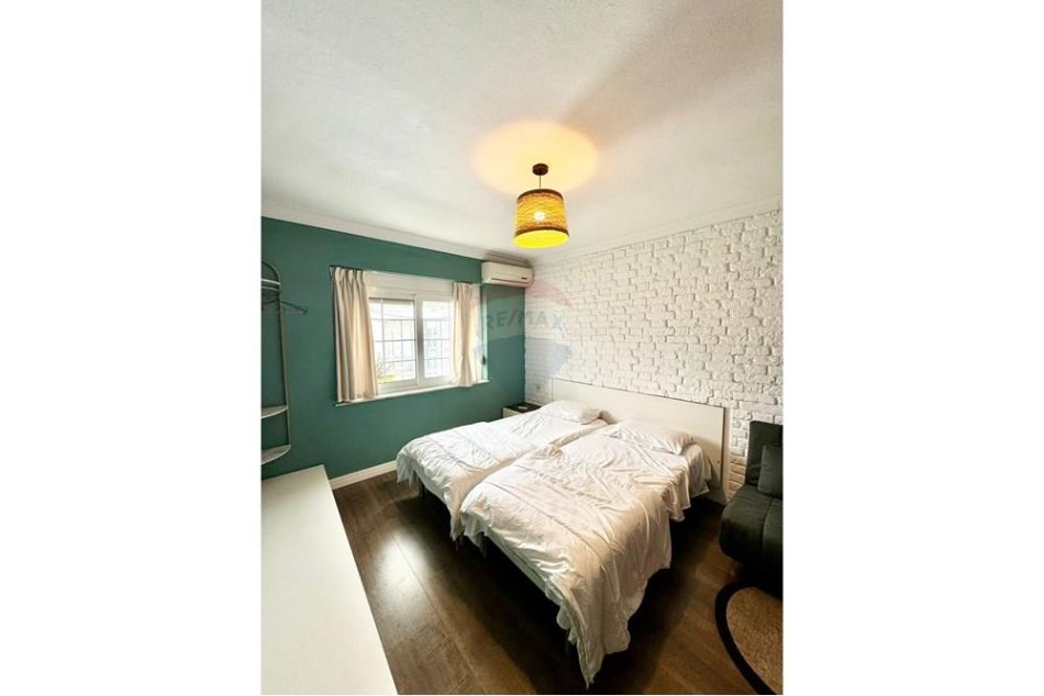 Tirane, jepet me qera apartament , 500 € (Rruga e Elbasanit)
