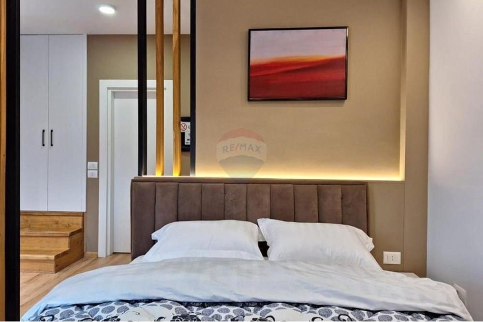 Tirane, jepet me qera garsonier 1+1 Kati 7, 60 m² 600 € (muhamet gjollesha)