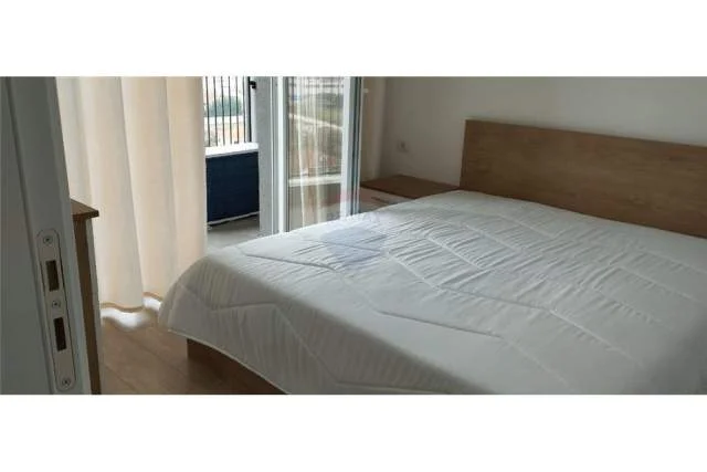 Tirane, jepet me qera apartament 1+1+BLK 70 m² 350 Euro