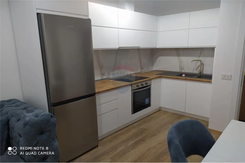 Apartament 1+1 me qira te Rruga Peti
