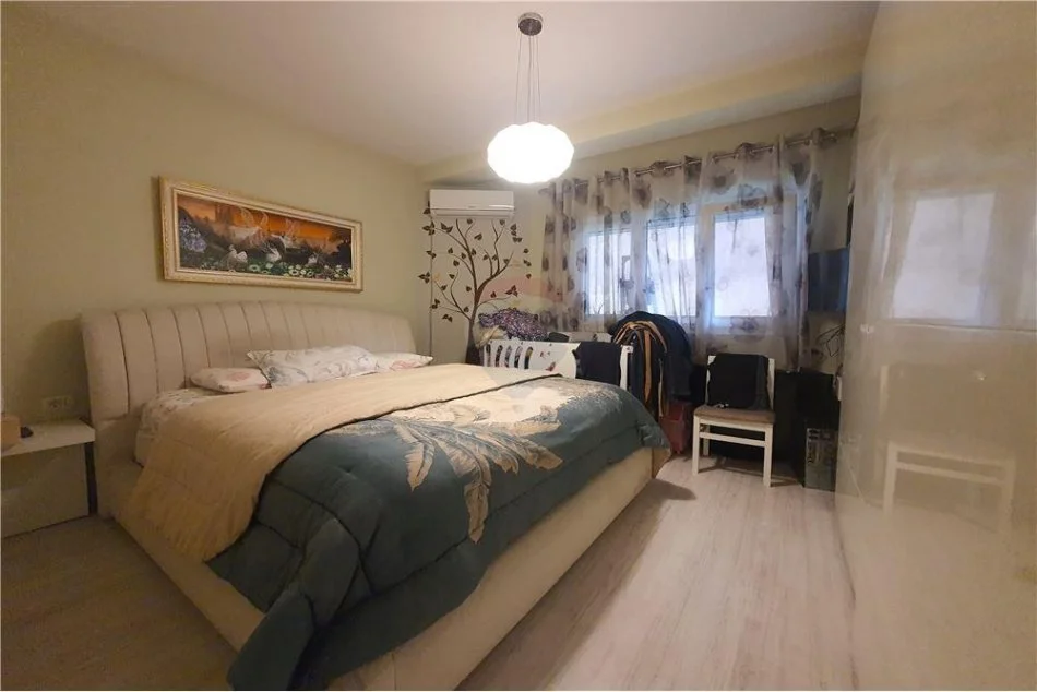 SHITET APARTAMENT 2+1 TEK MYSLYM SHYRI !