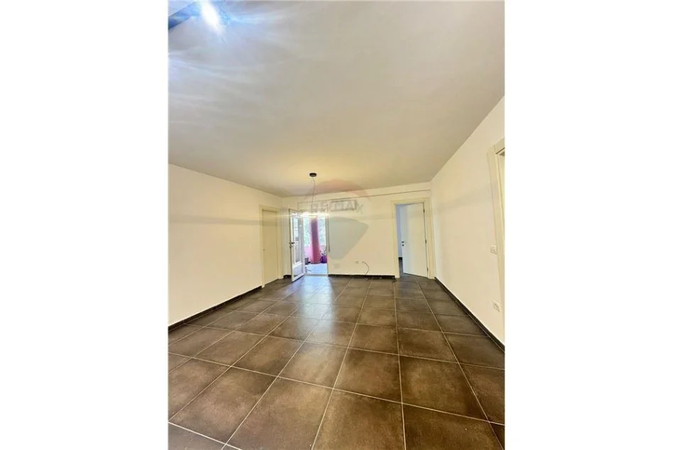 Tirane, shitet apartament 2+1, Kati 4, 155,000 € (Liqeni i Thate)