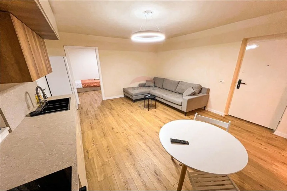 Tirane, shitet apartament 2+1 Kati 4, 57 m² 135.000 € (Tek Shkolla Servete Maci - Qendër, Albania)