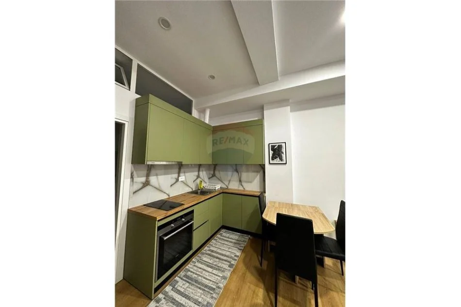 Tirane, jepet me qera 2+1 Kati 0, 60 m² 400 € (APARTAMENT ME QIRA 2+1 NE Selite te Vjeter)