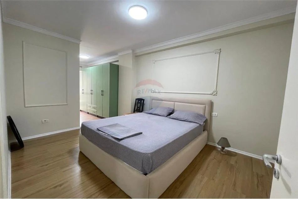 Tirane, shitet apartament 1+1 Kati 1, 75 m² 80.000 € (Besim Alla)