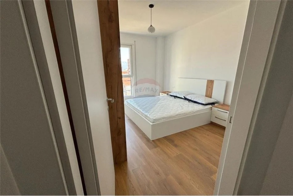 Tirane, jepet me qera apartament 2+1 Kati 3, 99 m² 600 € (Don Bokso - Don Bosko,)