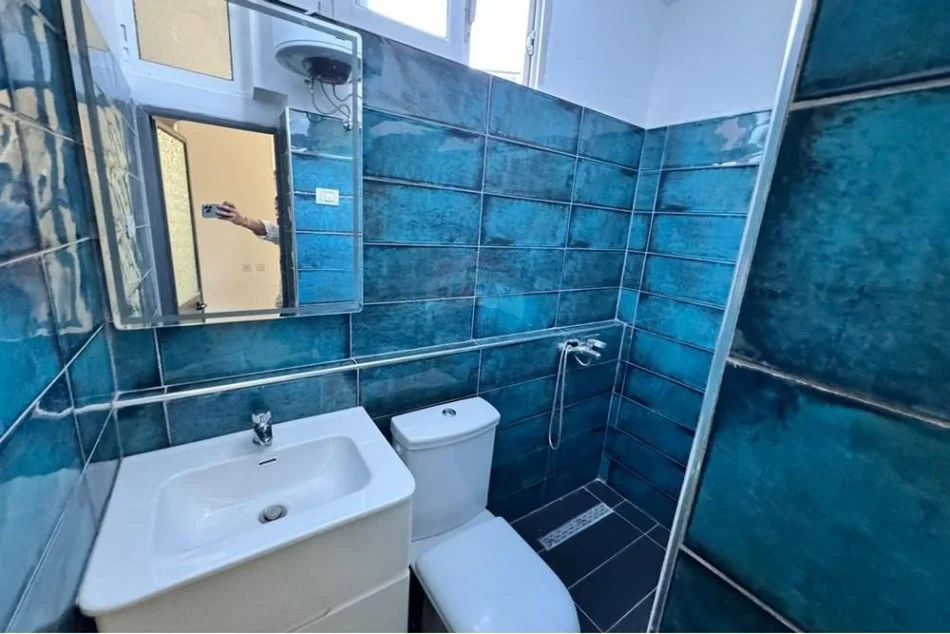 Tirane, shitet apartament Kati 1, 39 m² 99.000 € (Rruga e Durrësit)