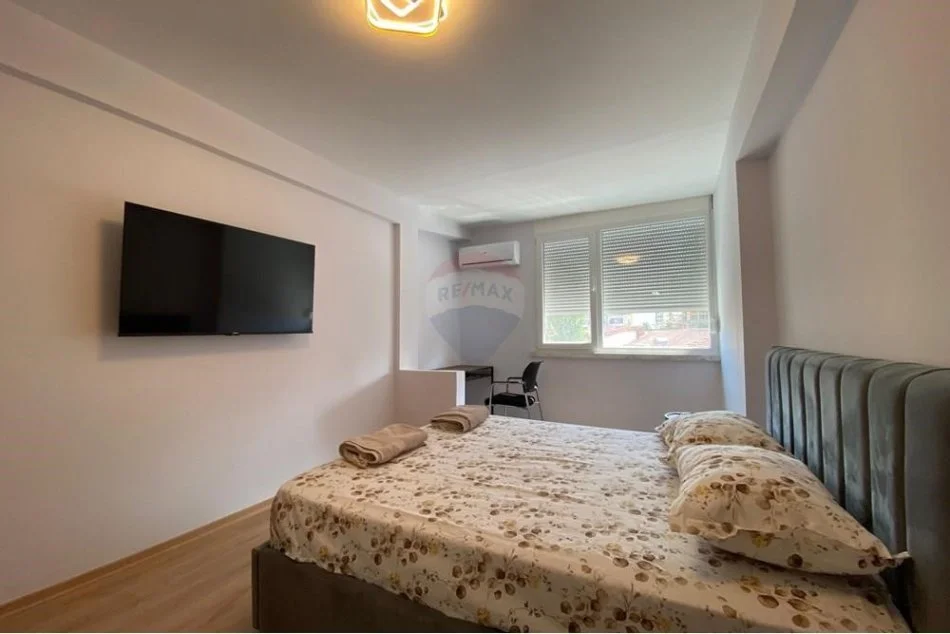Tirane, jepet me qera apartament 3+1 Kati 1, 95 m² 850 € (Apartament 3+1 per qira tek Vasil Shanto!)